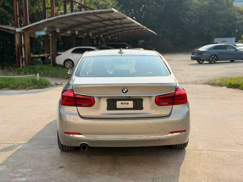 BMW 3 Series 2016 car image #8