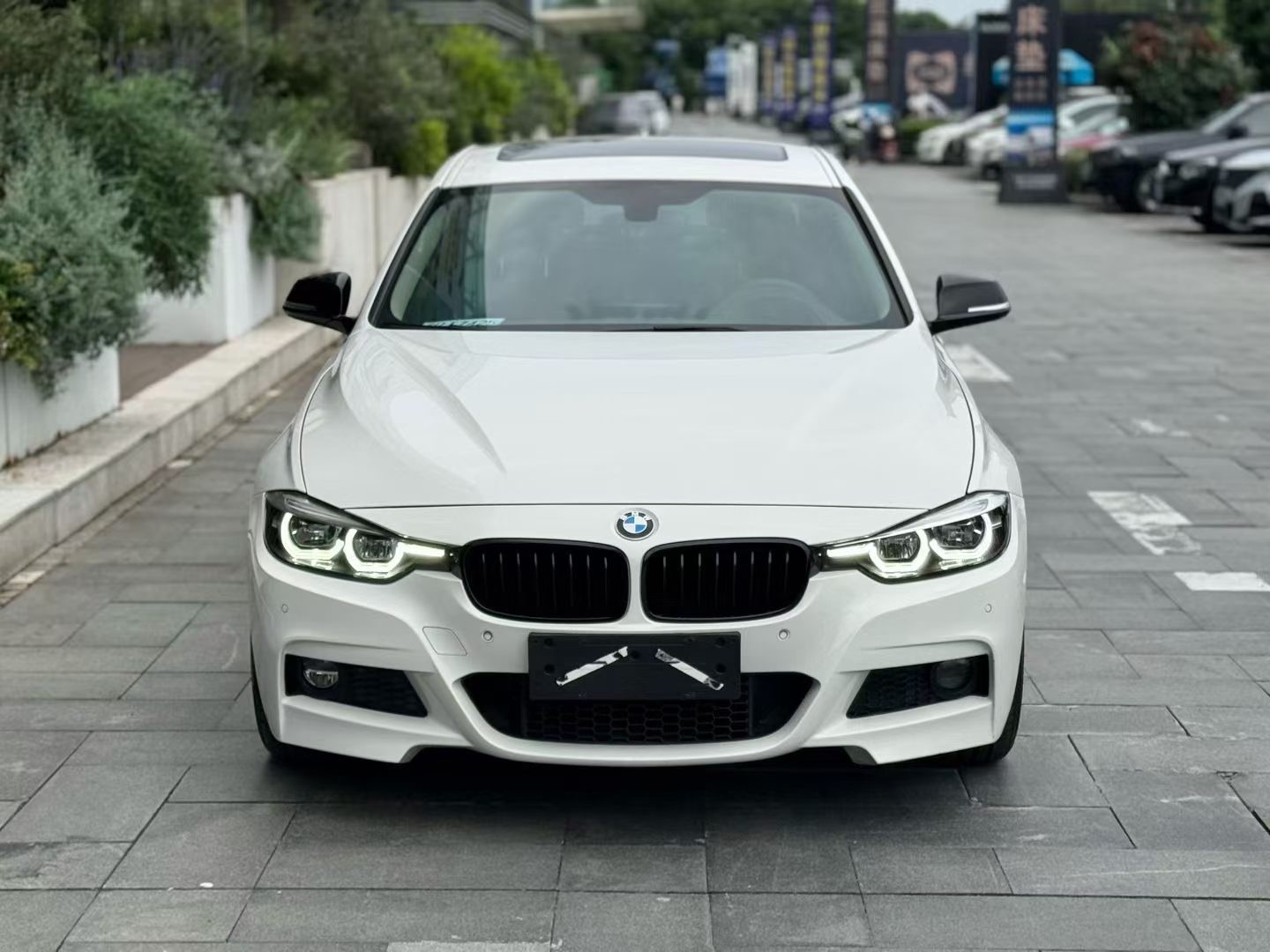 BMW 3 Series 2019 #4 BMW 3 Series 2019 car image #4