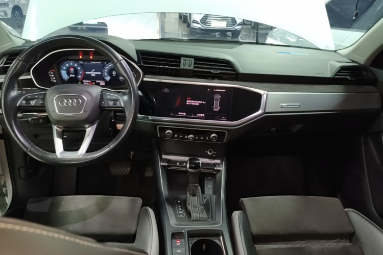 Audi Q3 2022 #11 Audi Q3 2022 immagine di auto #11