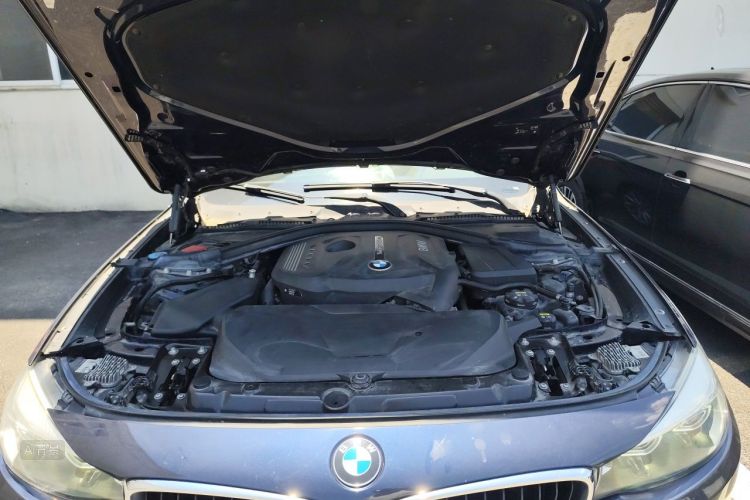 BMW 3 Series GT 2019 #22 BMW 3 Series GT 2019 car image #22
