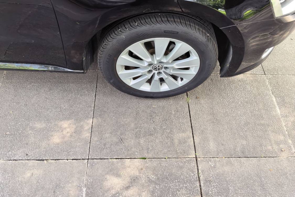 Volkswagen Lavida 2014 car image #9