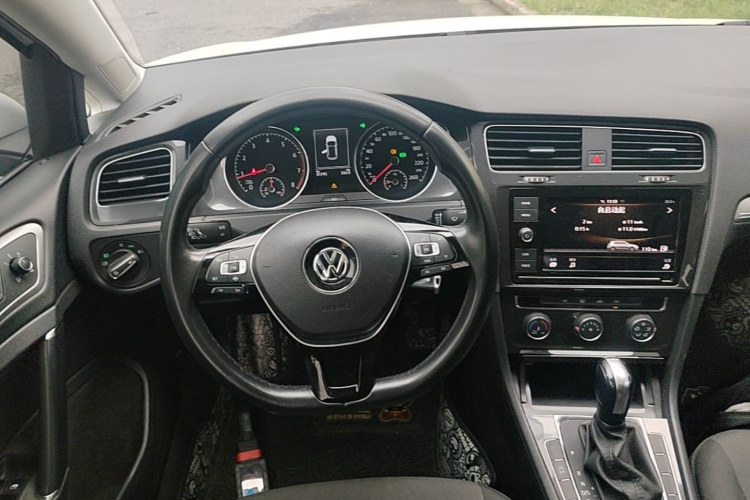 Volkswagen Golf 2019 #11 Volkswagen Golf 2019 car image #11