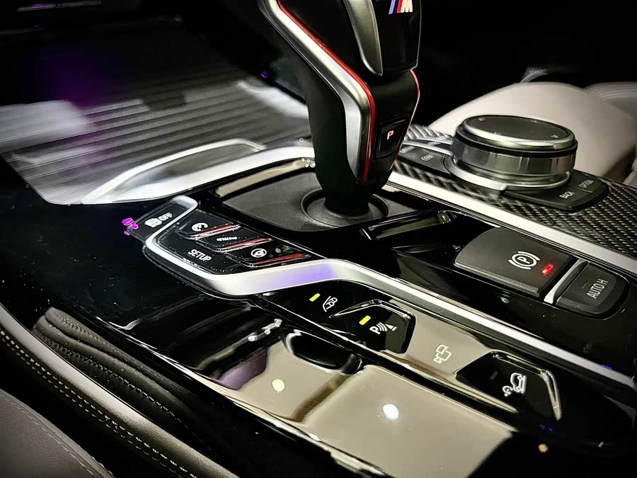 BMW X4 M 2019 #19 BMW X4 M 2019 immagine di auto #19