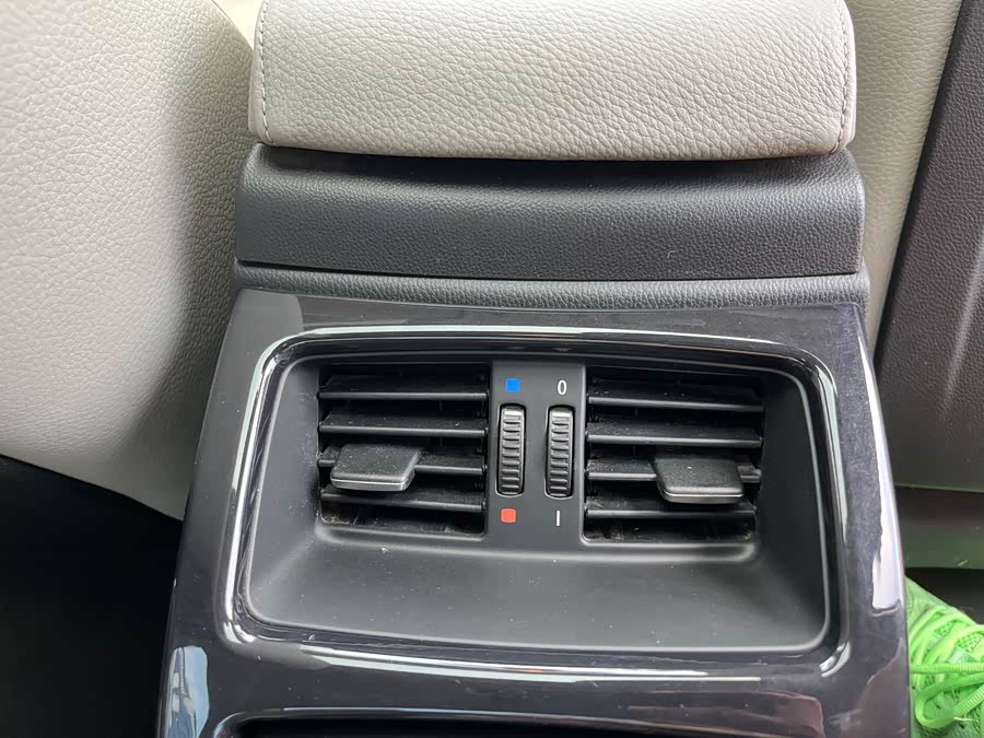 BMW 3 Series (Imported) 2009 car image #19