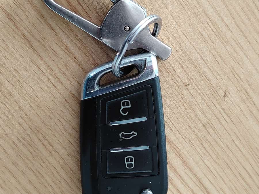 Volkswagen Passat 2015 car image #19