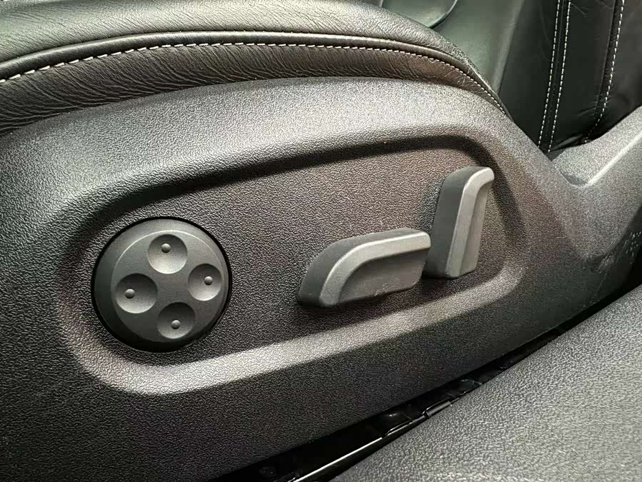 Audi TTS 2009 imagem de carro #19