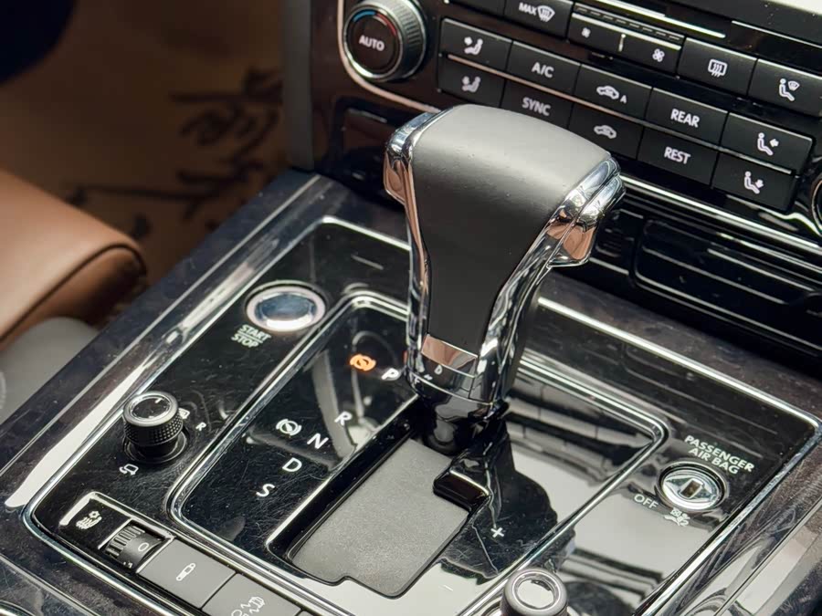 Volkswagen Pheaton 2016 immagine di auto #19