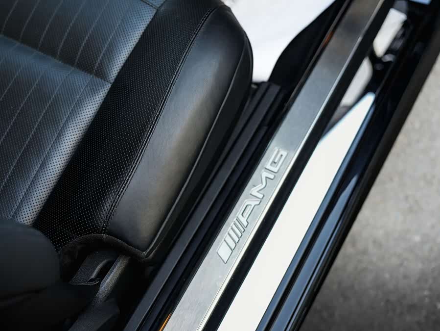 Mercedes-Benz CL Class 2010 car image #19