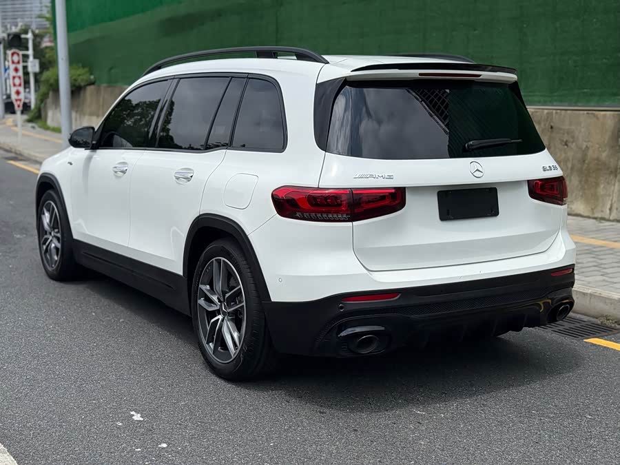 Mercedes-Benz GLB AMG 2023 immagine di auto #19