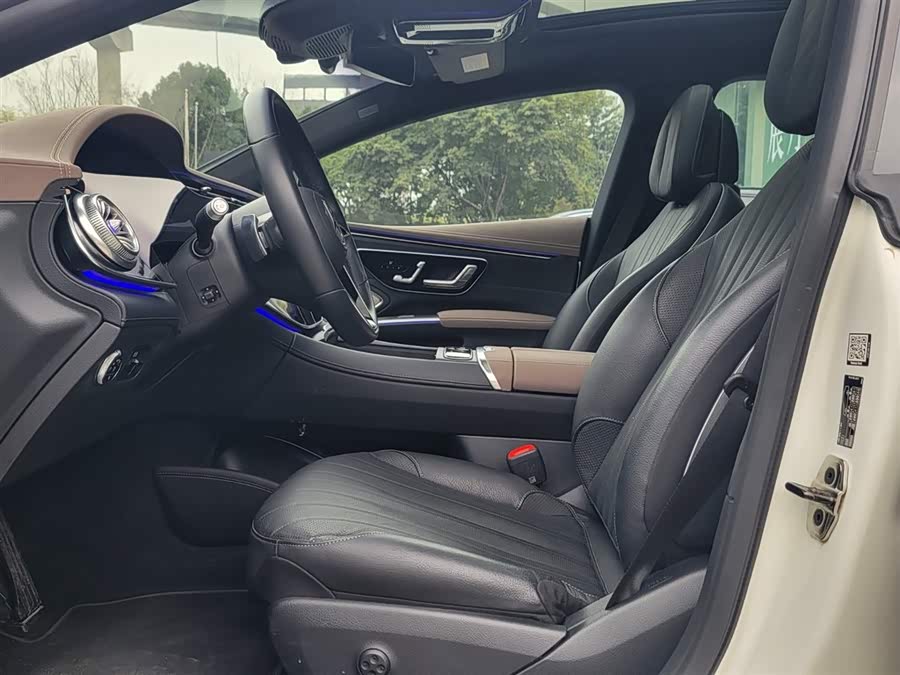 Mercedes-Benz EQS Class 2023 car image #19