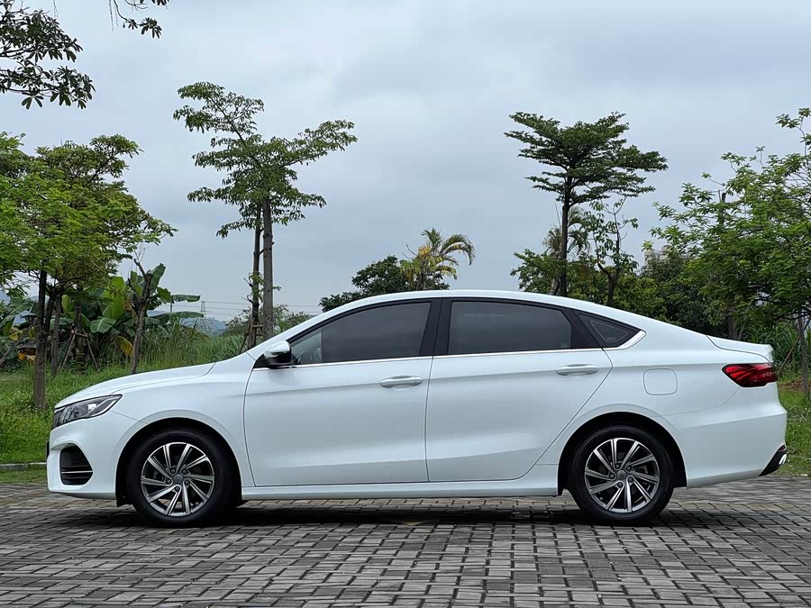GEELY Binray 2020 car image #19