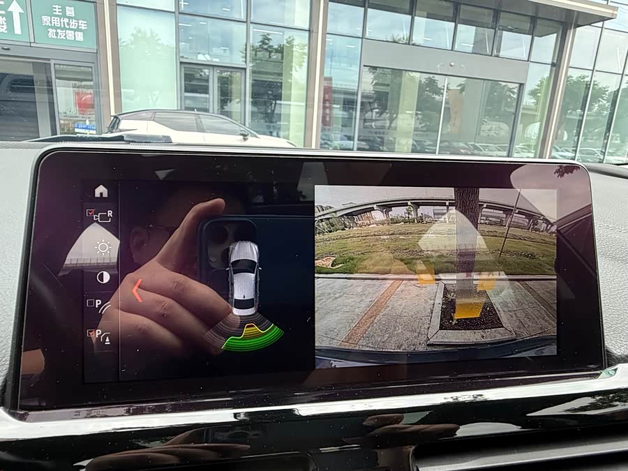 BMW 1 Series 2020 #19 BMW 1 Series 2020 car image #19