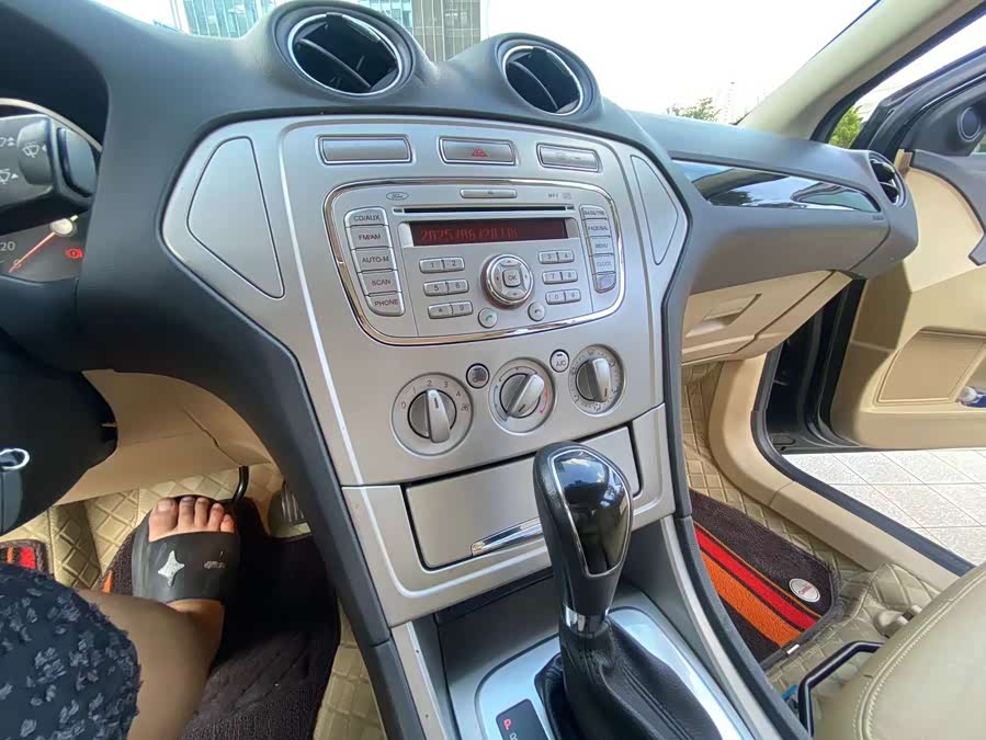 Ford Mondeo-Zhisheng 2011 car image #19