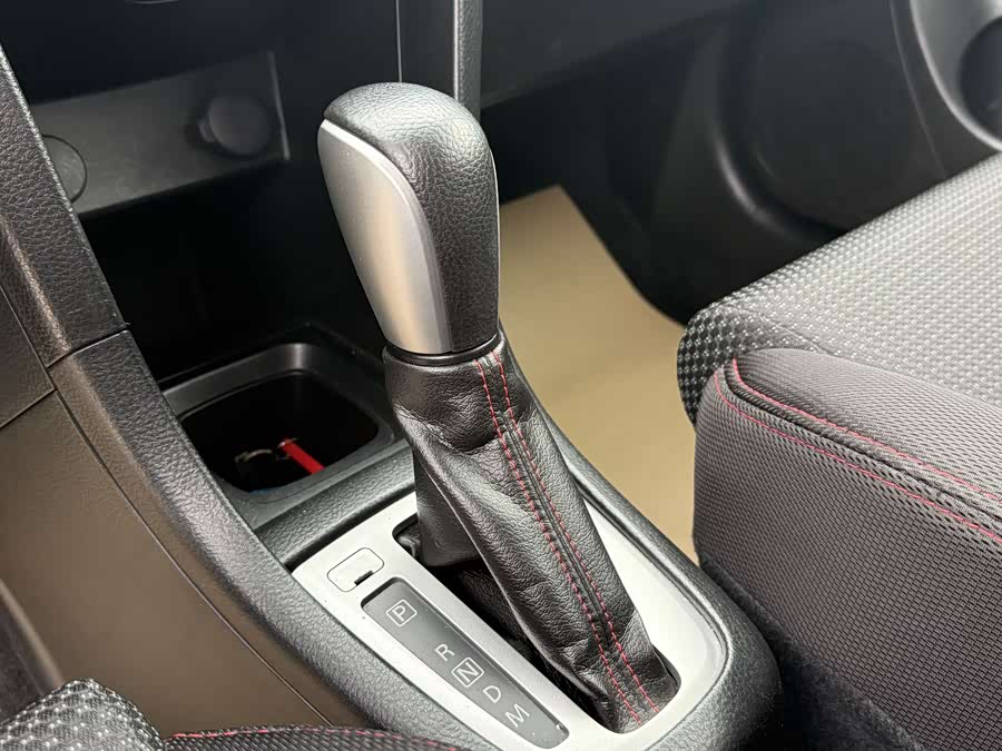 铃木 速翼特 2016 汽车图片 #19