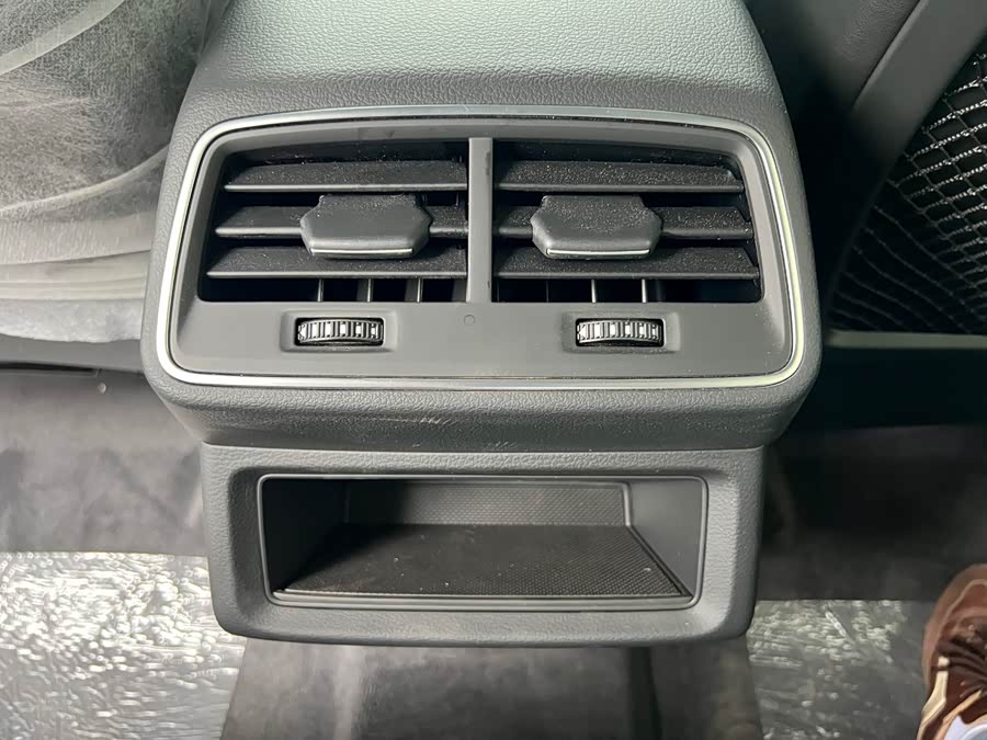 Audi e-tron 2024 #19 Audi e-tron 2024 car image #19