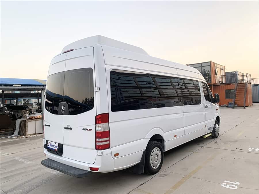 Mercedes-Benz Sprinter 2014 car image #19