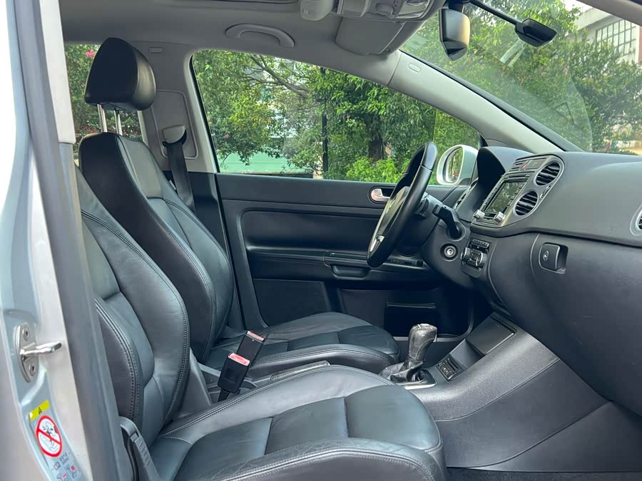 Volkswagen Golf (Imported) 2012 imagem de carro #19