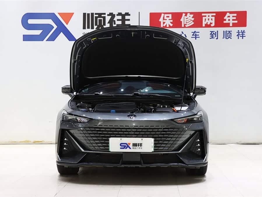 Changan UNI-V iDD 2023 car image #19