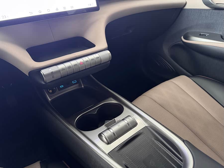 BYD Dolphin 2024 صورة سيارة #19