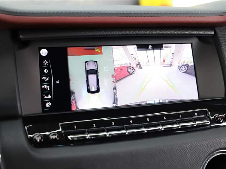 Rolls-Royce Cullinan 2021 car image #19