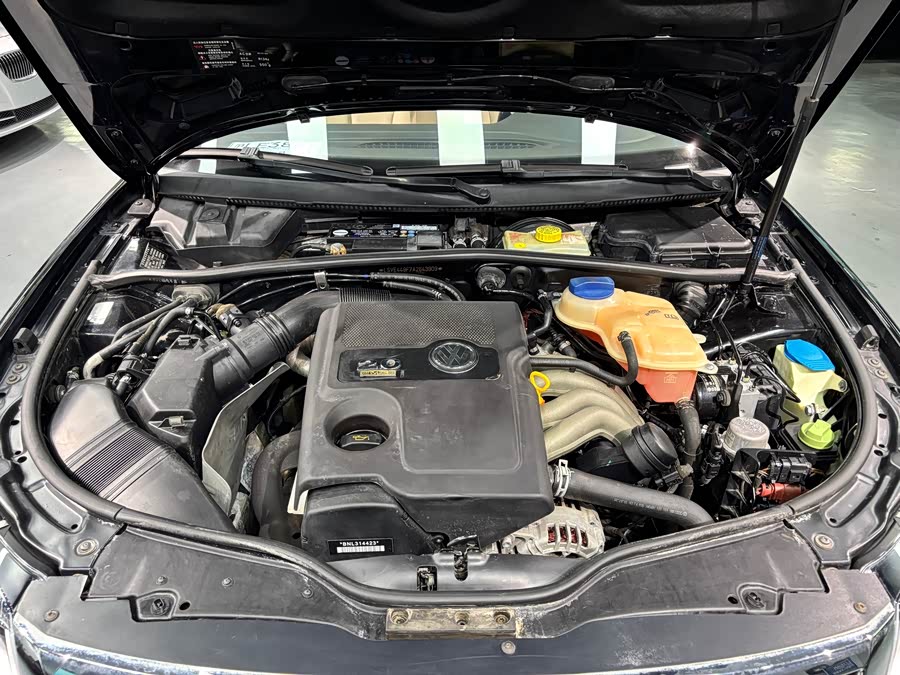 Volkswagen Passat Lingyu 2010 car image #19