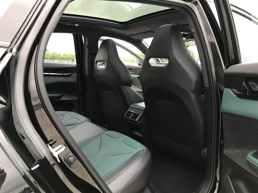 Changan UNI-V iDD 2024 #19 Changan UNI-V iDD 2024 car image #19