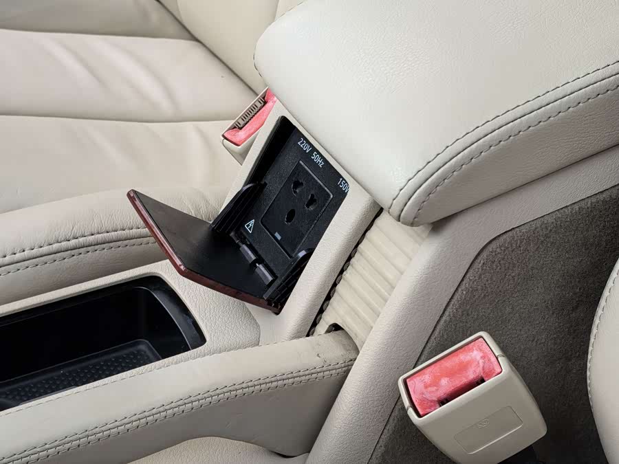 Volkswagen Passat Lingyu 2011 car image #19