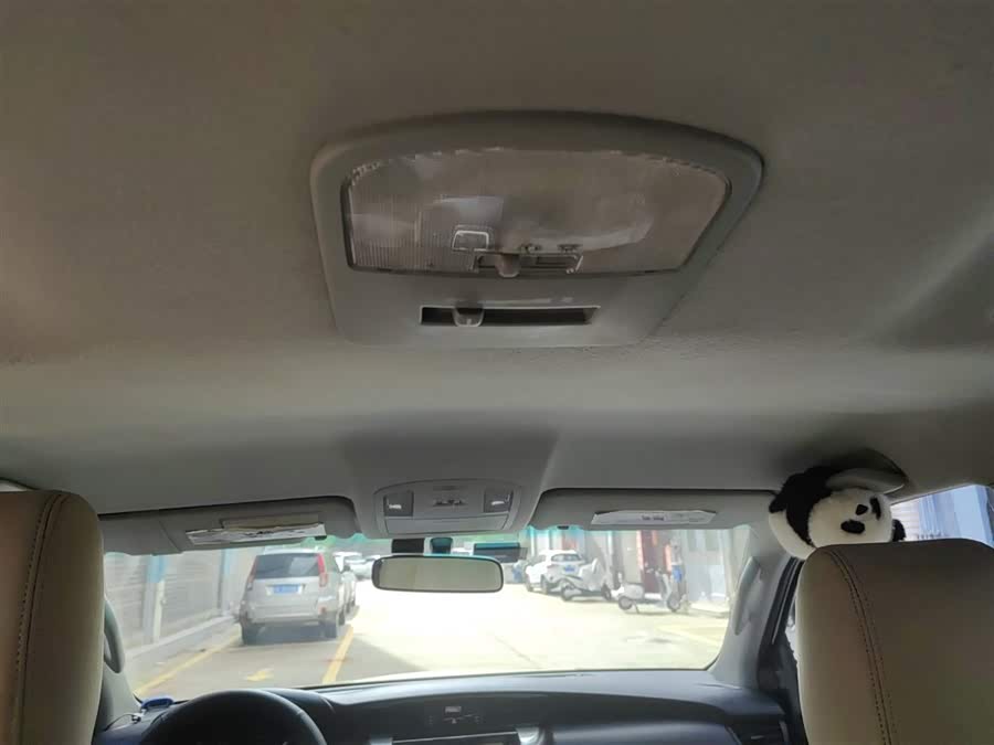 Toyota Fortuner 2018 car image #19