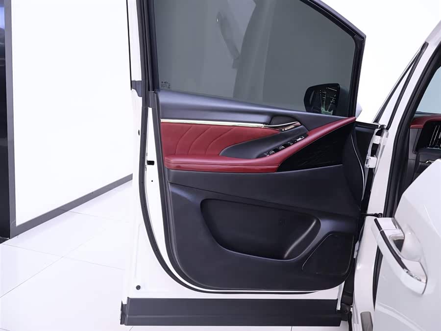 广汽传祺 传祺M8 2023 汽车图片 #19