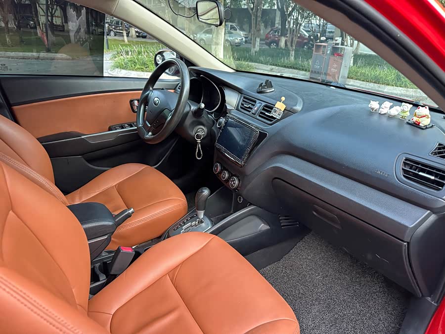 起亚 起亚K2 2015 汽车图片 #19