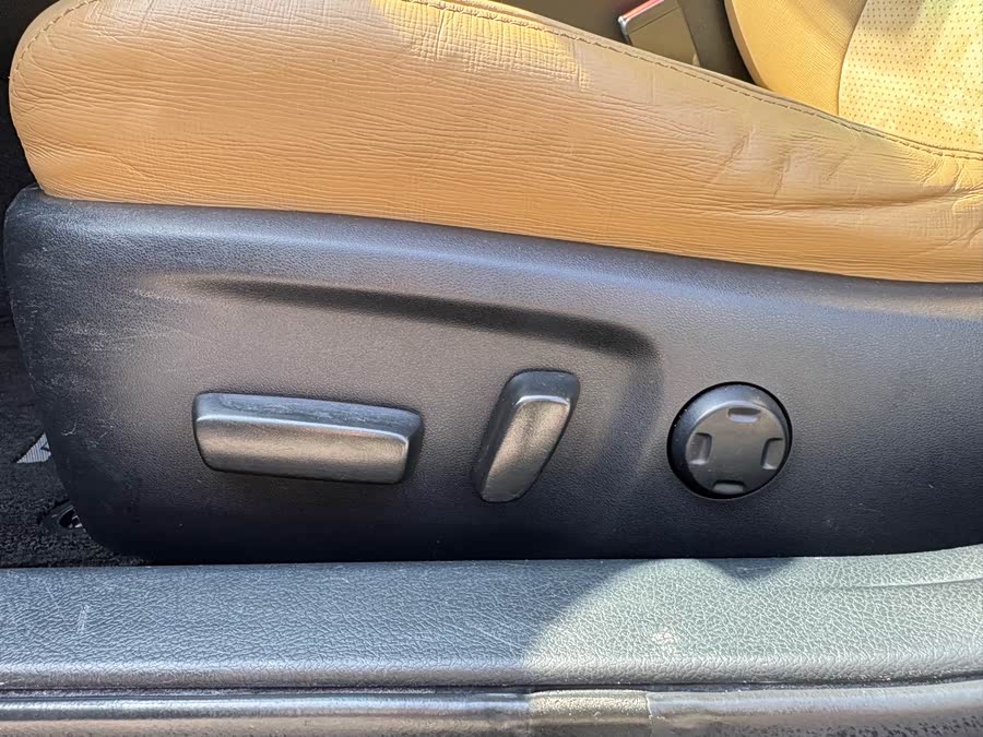 Toyota Reiz 2015 immagine di auto #19