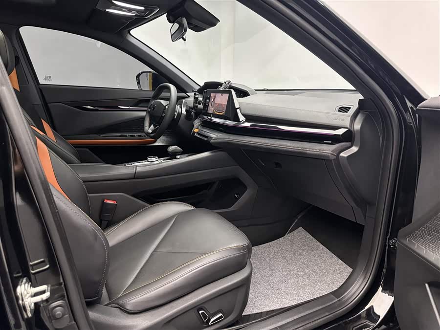 Changan UNI-V 2023 car image #19