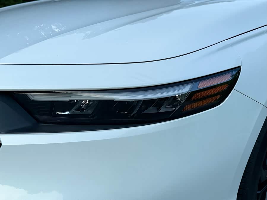 BYD F3R 2025 car image #19