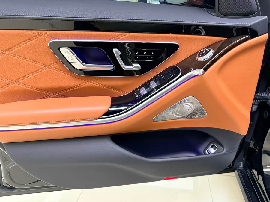 Mercedes-Benz Maybach S Class 2021 immagine di auto #19