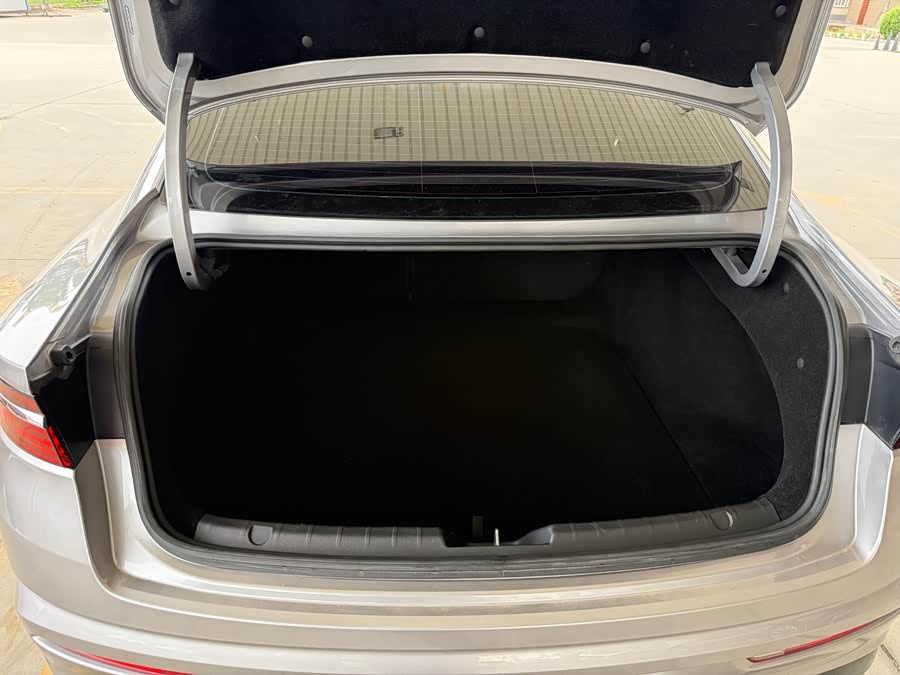 GEELY PrefaceL 2020 car image #19