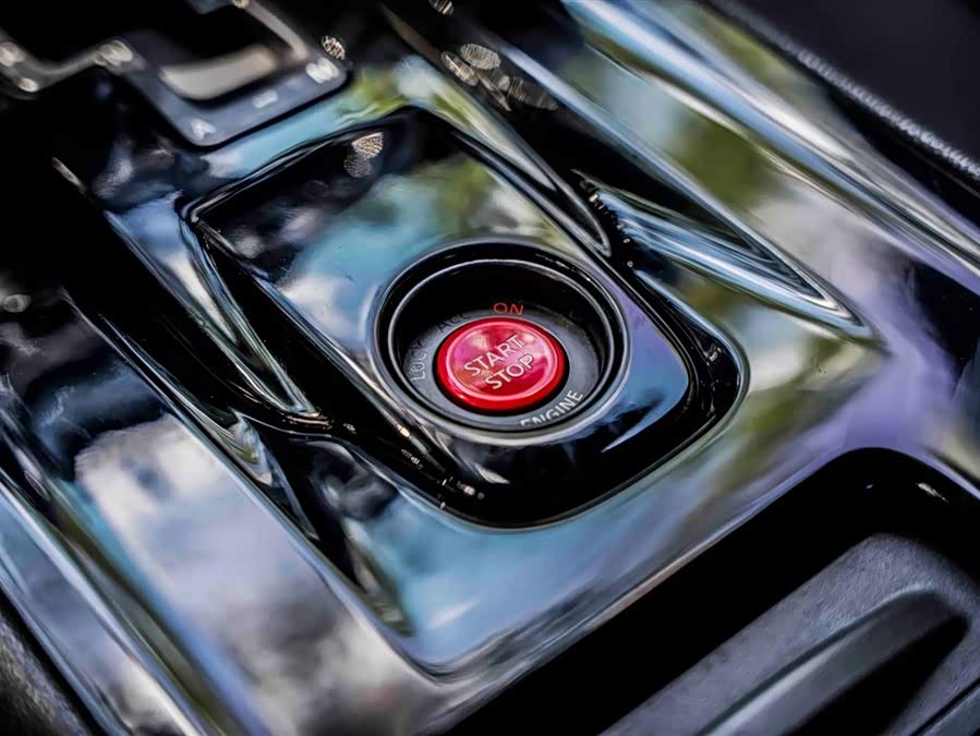 日产 日产GT-R 2012 汽车图片 #19