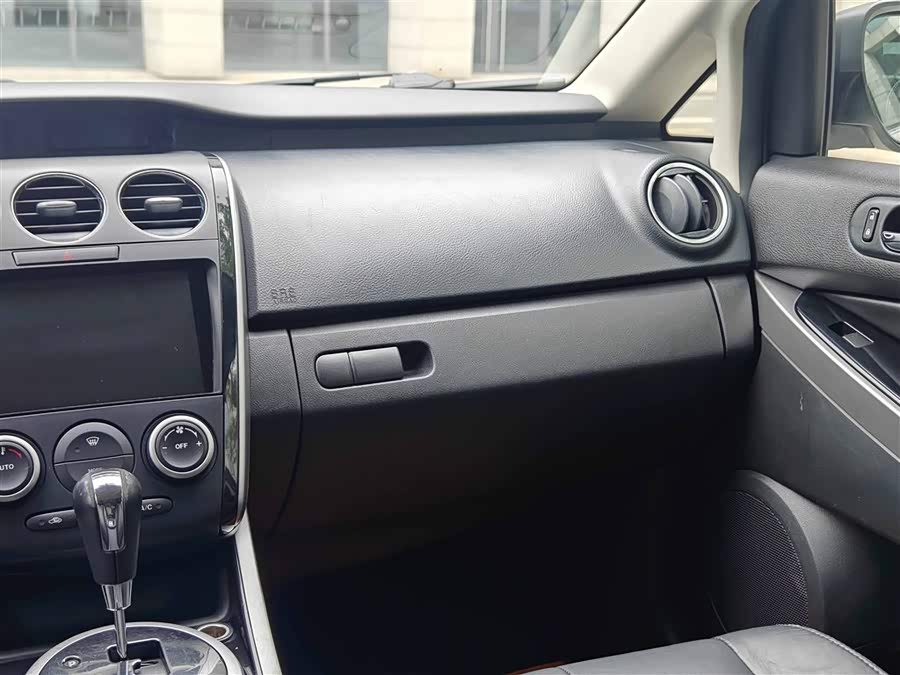 Mazda CX-7 (Imported) 2010 car image #19