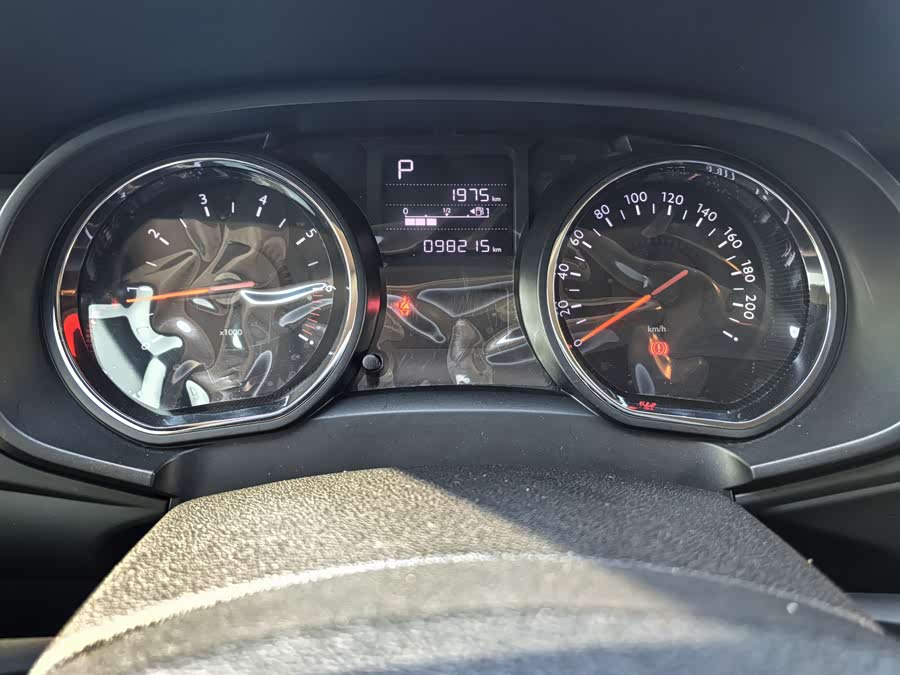 Citroen C4L 2015 car image #19