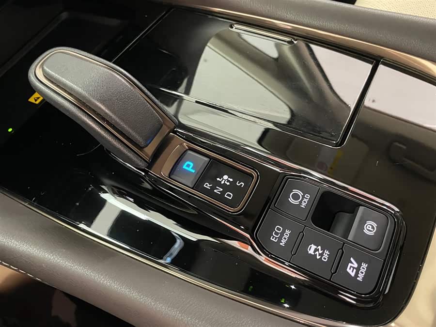 Toyota Vellfire 2024 #19 Toyota Vellfire 2024 immagine di auto #19