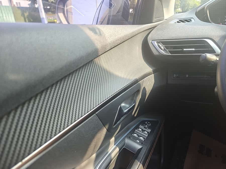 Peugeot 4008 2017 #19 Peugeot 4008 2017 car image #19
