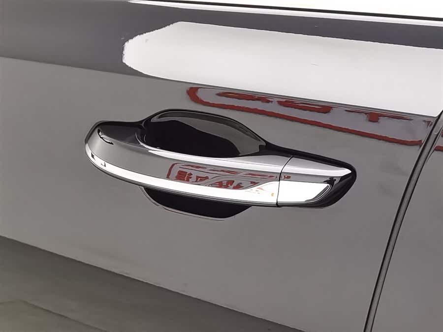 HongQi H5 PHEV 2025 #19 HongQi H5 PHEV 2025 car image #19