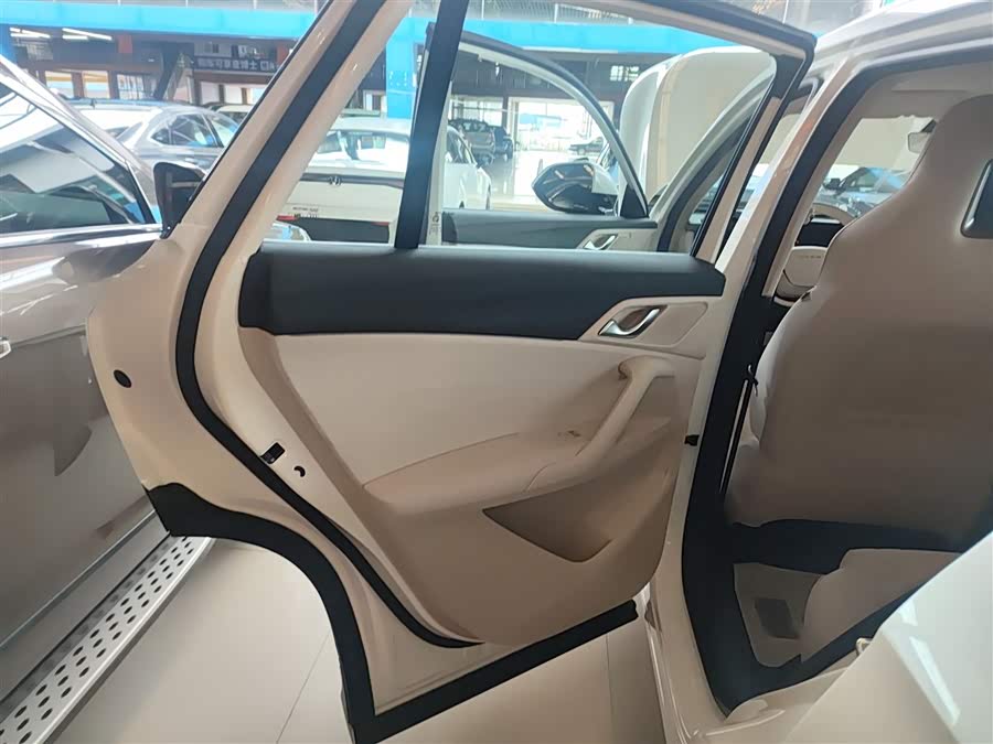 Roewe D5X DMH 2025 imagen de coche #19