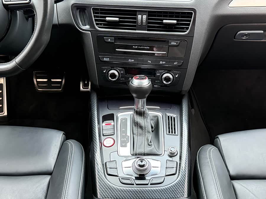 Audi SQ5 2016 #19 Audi SQ5 2016 изображение автомобиля #19