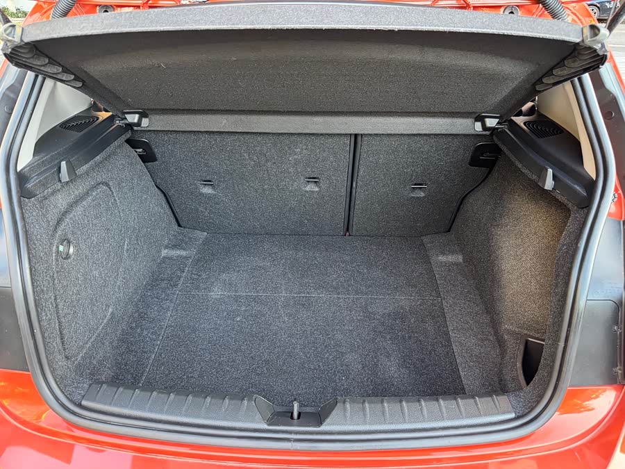 BMW 1 Series (Imported) 2015 car image #19