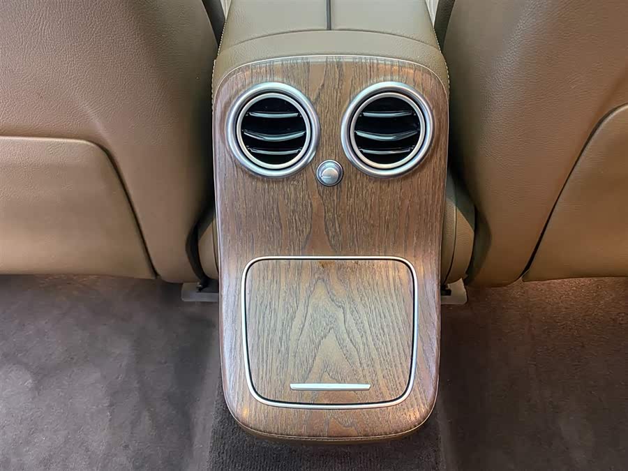 Mercedes-Benz E Class 2022 car image #19