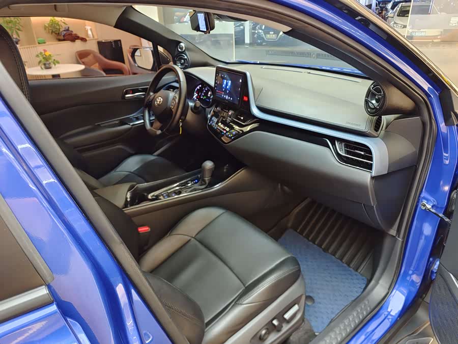 Toyota Izoa 2022 car image #19