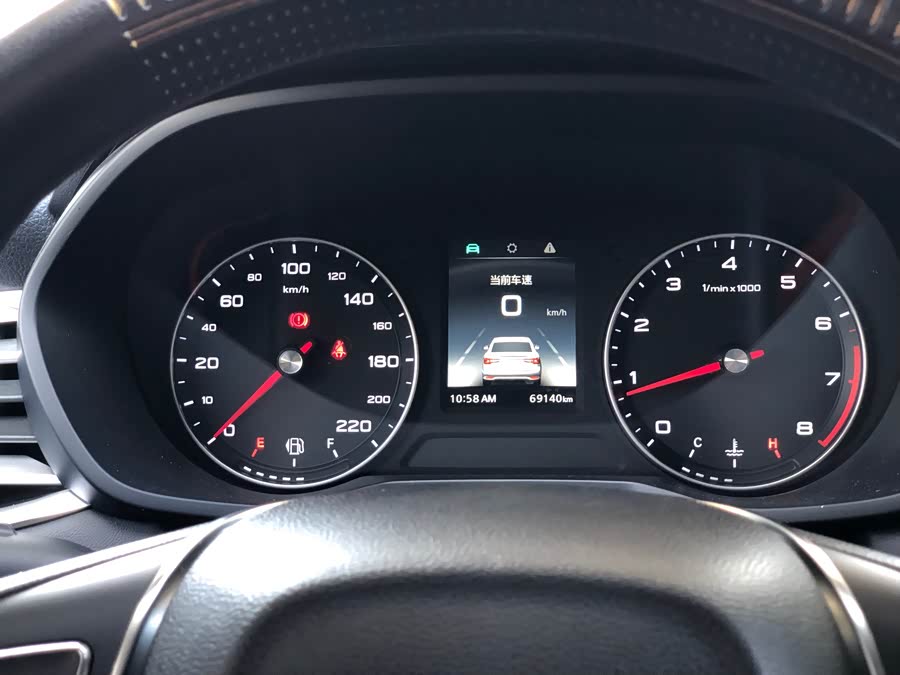 Roewe i5 2019 #19 Roewe i5 2019 car image #19