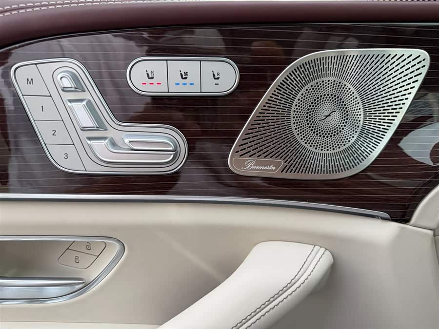 Mercedes-Benz Maybach GLS 2022 car image #19