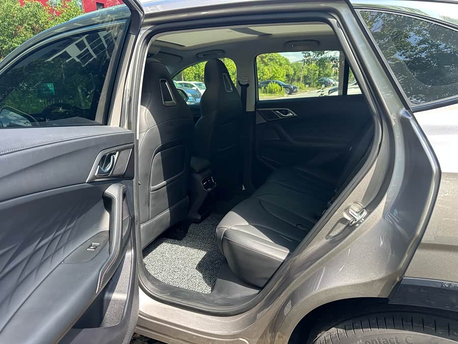 Roewe RX5 New Energy 2022 изображение автомобиля #19