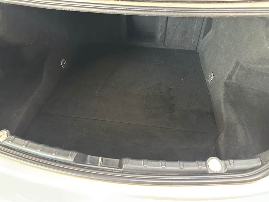 BMW 6 Series 2012 car image #19